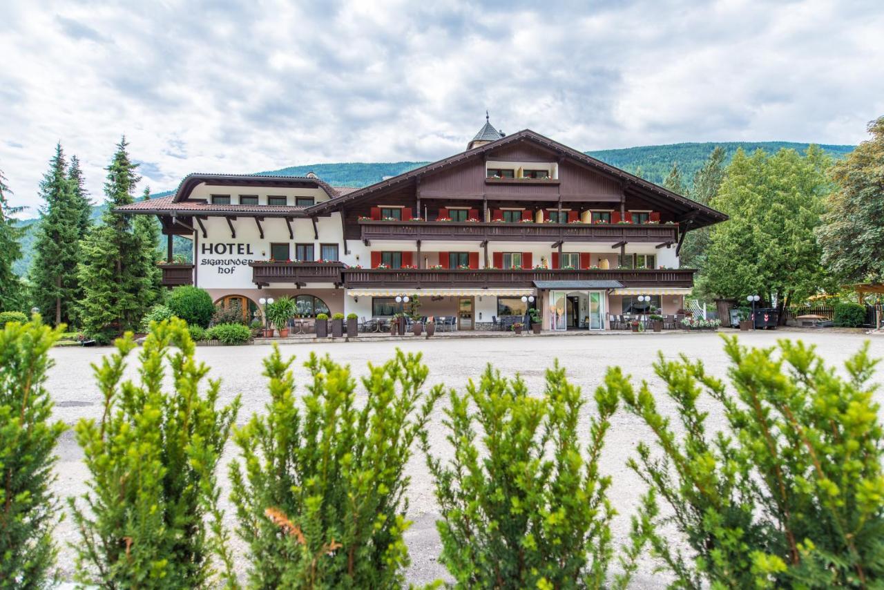 Hotel Sigmunderhof Chienes Kültér fotó
