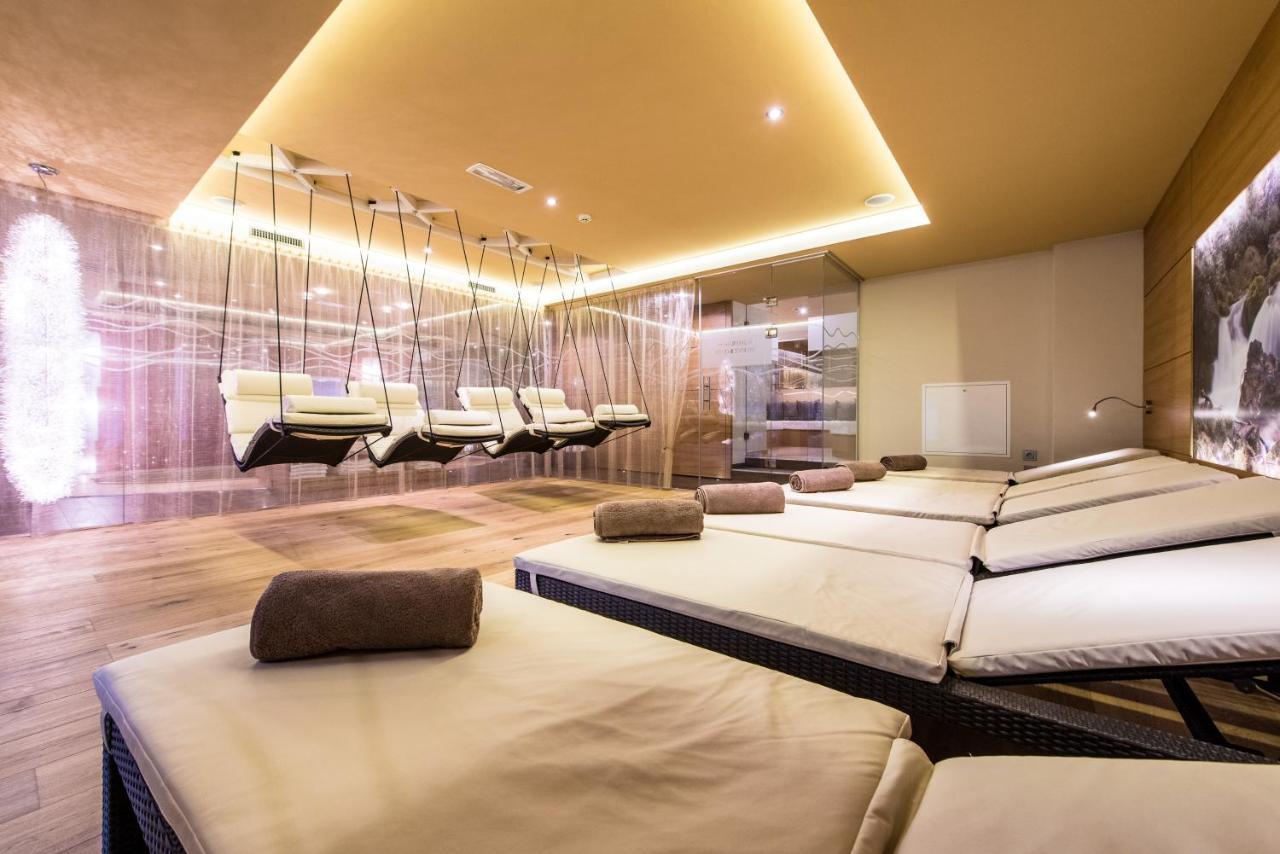 Hotel Sigmunderhof Chienes Kültér fotó