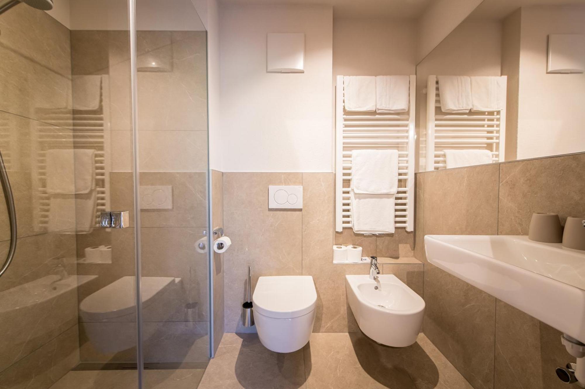 Hotel Sigmunderhof Chienes Kültér fotó