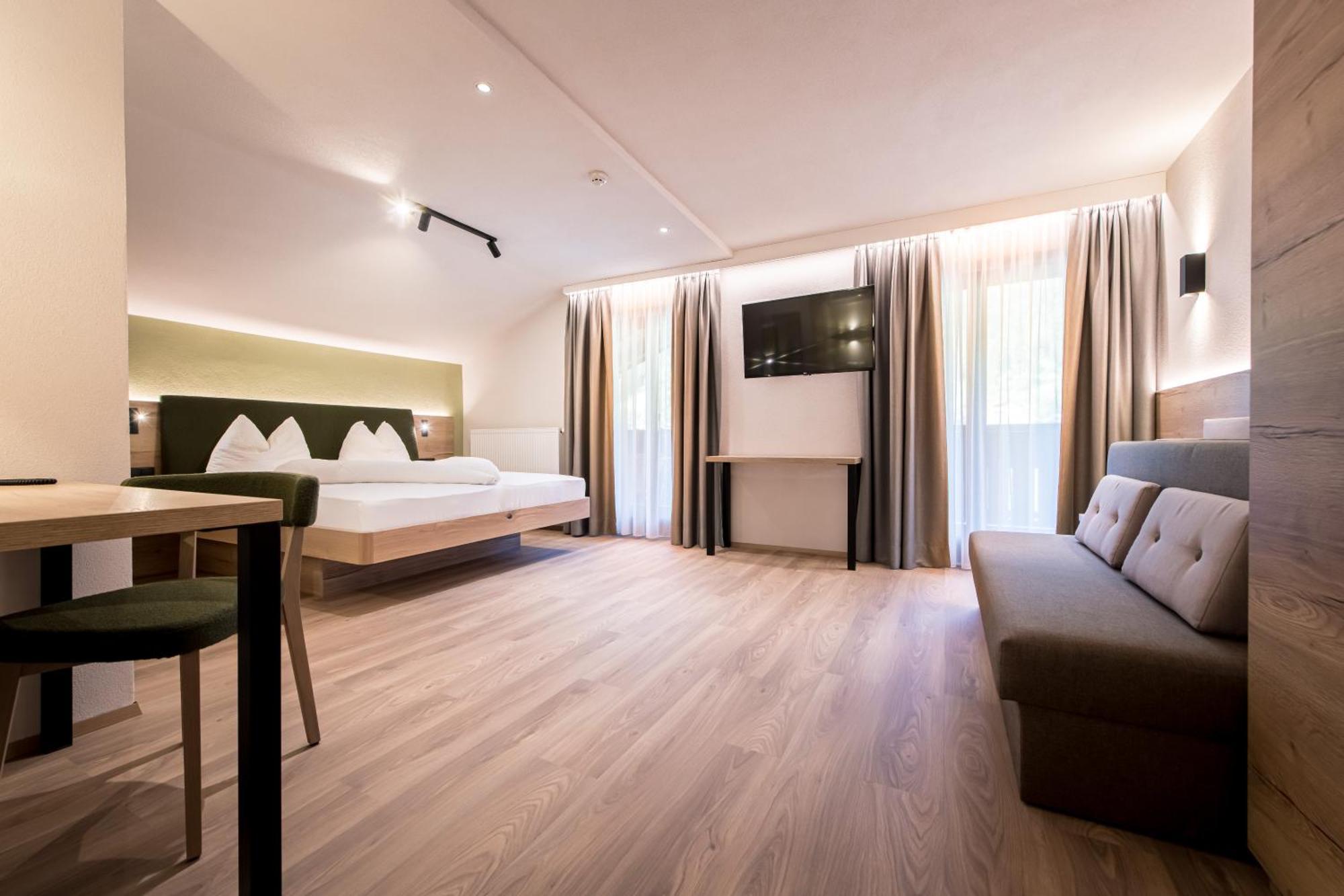 Hotel Sigmunderhof Chienes Kültér fotó
